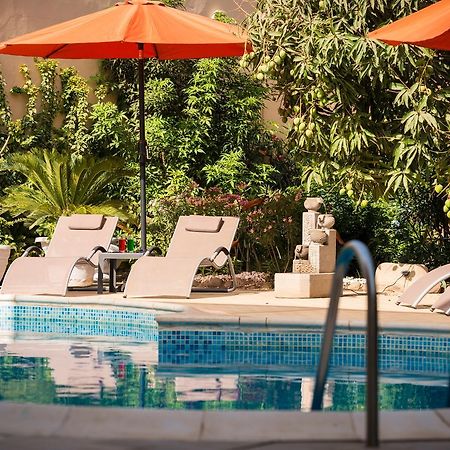 Villa Renaissance Ngor Exterior photo