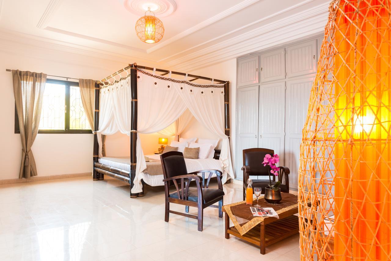 Villa Renaissance Ngor Exterior photo