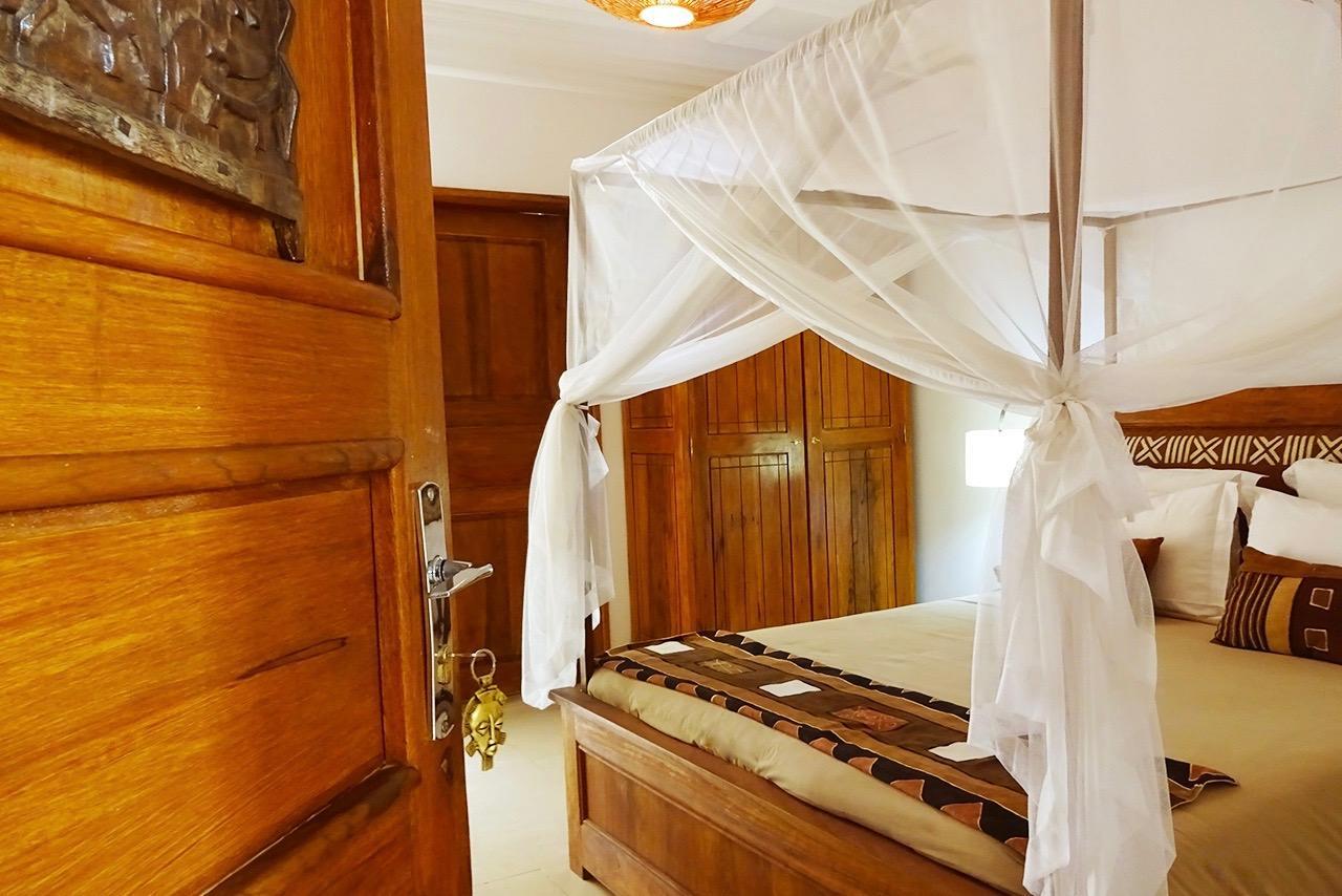 Villa Renaissance Ngor Exterior photo
