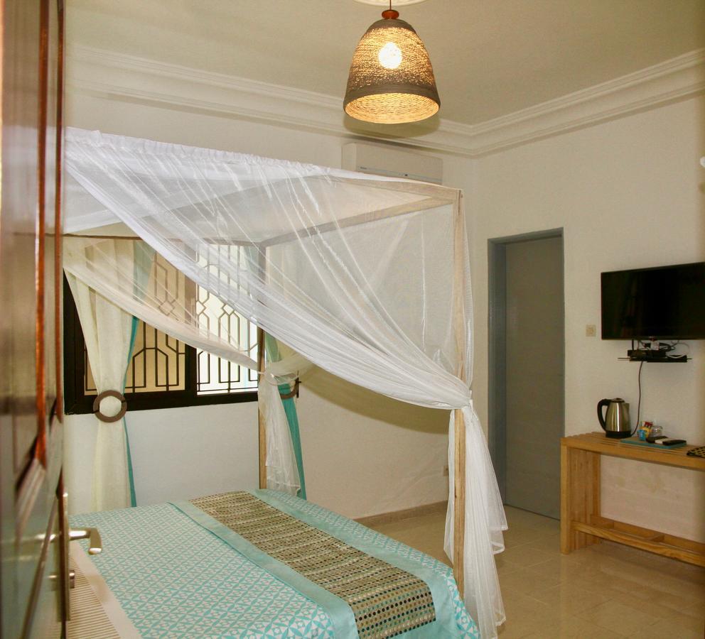 Villa Renaissance Ngor Exterior photo